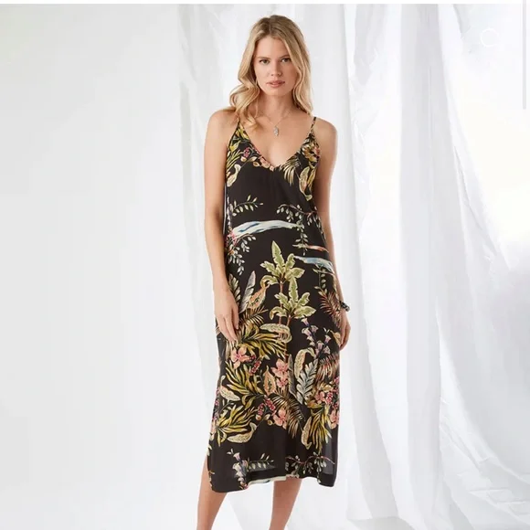 loane mesh dress Beryl Slinky Maxi Dress With Pearls / Ivory | MESHKI